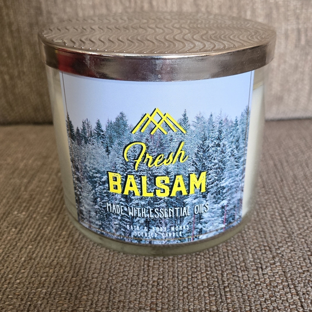 Bath & Body Works 3 wick candle Fresh Balsam